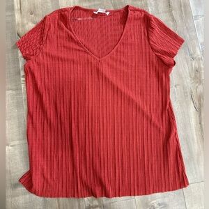Nygard Short Sleeve Blouse T-Shirt Women's Large V-Neck Burnt Orange Textured